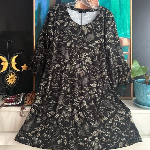 2 Dye 4 Chic Long Sleeve Black and Gold Floral Dress - Picture 2 of 16